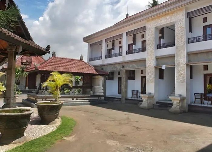 招待所 Puri Jayaraja 庫塔